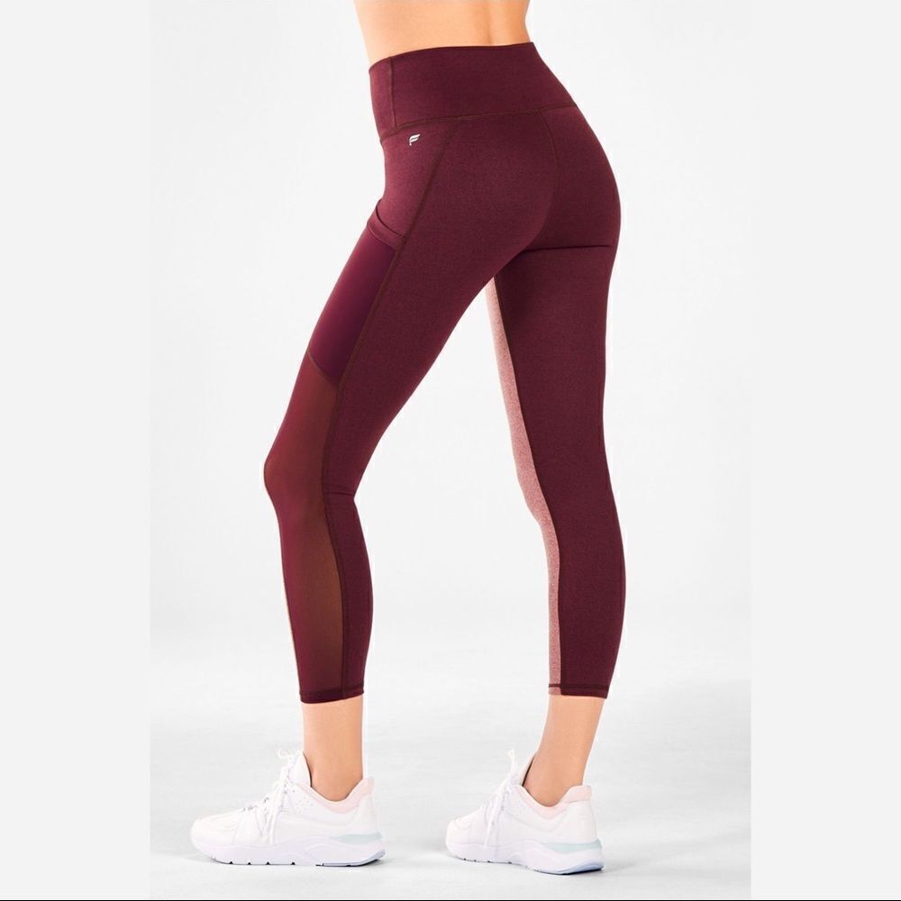 ✨ On-the-Go High-Waisted Capri✨ - Picture 3 of 7